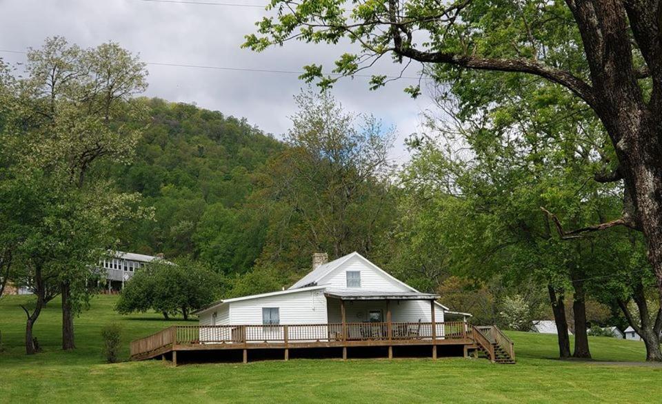 Graves Mountain Farm & Lodges Syria Exterior foto